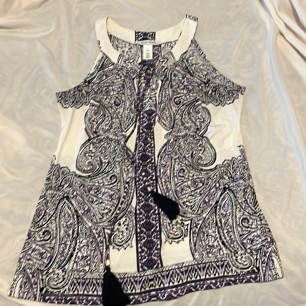 White House Black Market Tank. Purple & black paisley size xs.